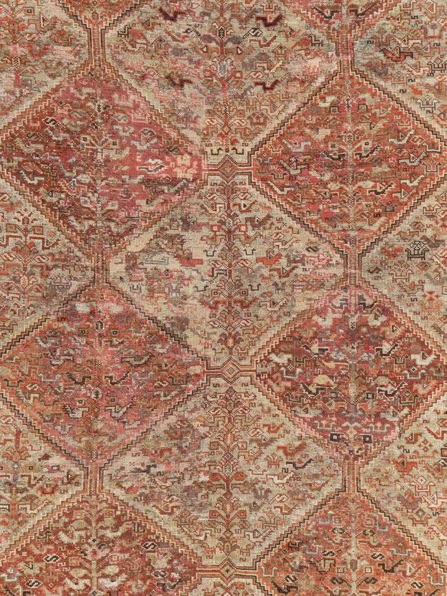 Antique Persian Shiraz Accent Carpet, No.23393 - Galerie Shabab