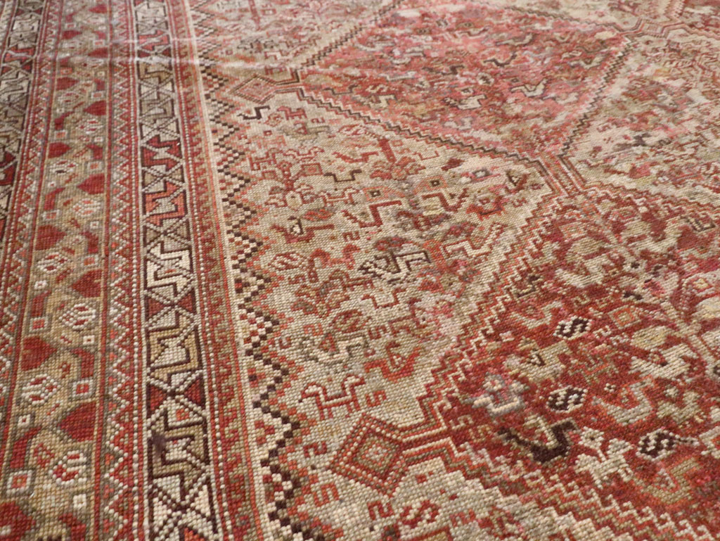 Antique Persian Shiraz Accent Carpet, No.23393 - Galerie Shabab