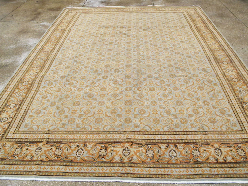Antique Persian Tabriz Carpet, No.23399 - Galerie Shabab