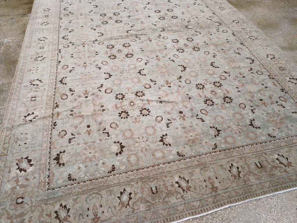 Antique Persian Tabriz Carpet, No.23404 - Galerie Shabab