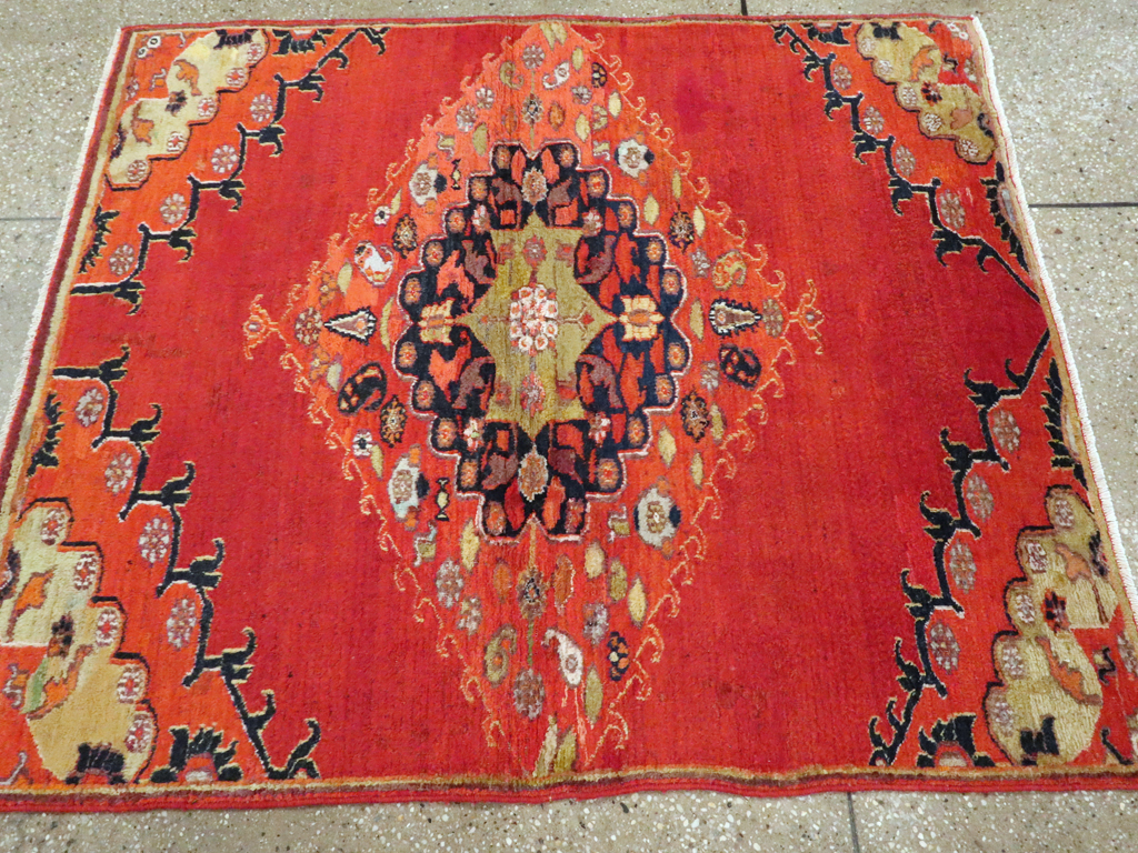 Antique Persian Dorokhsh Rug, No.23410 - Galerie Shabab