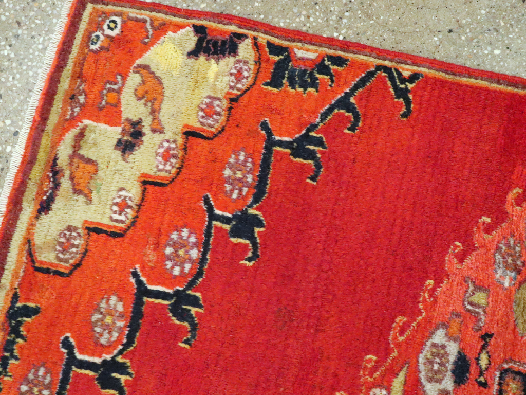 Antique Persian Dorokhsh Rug, No.23410 - Galerie Shabab