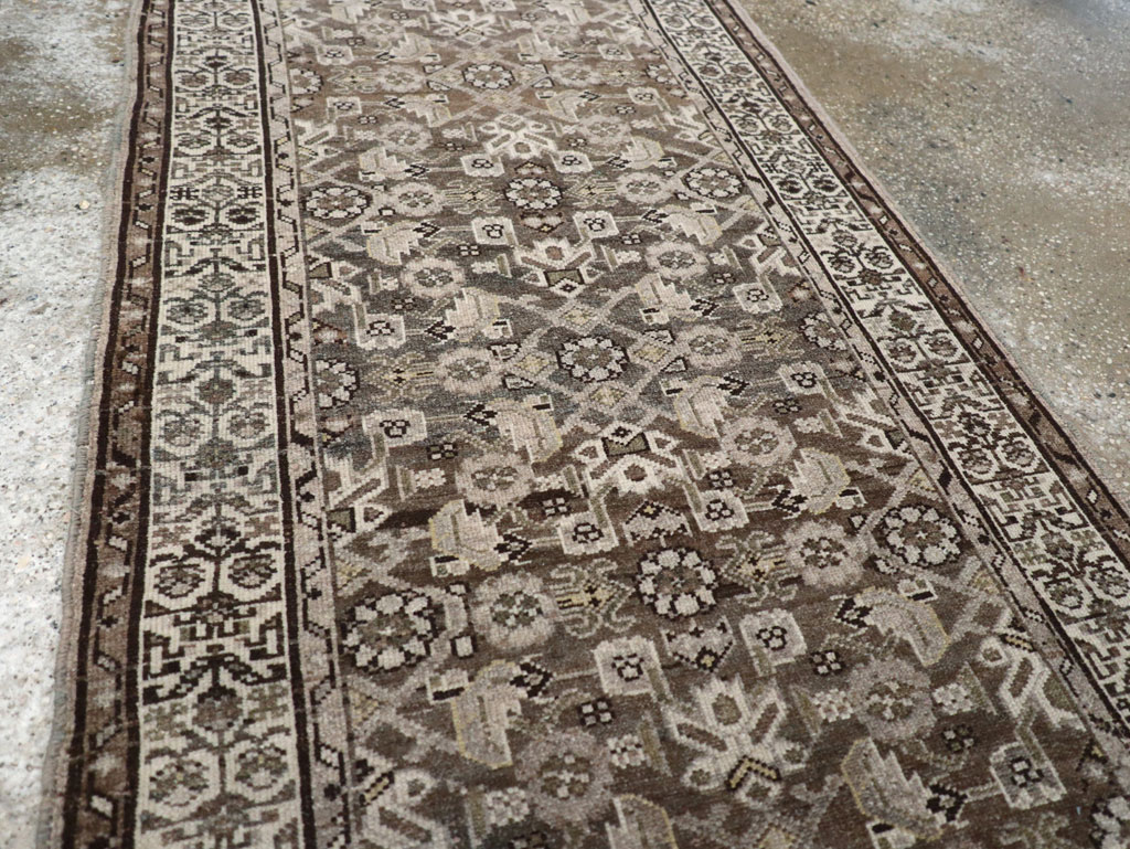Vintage Persian Malayer Runner, No.23415 - Galerie Shabab