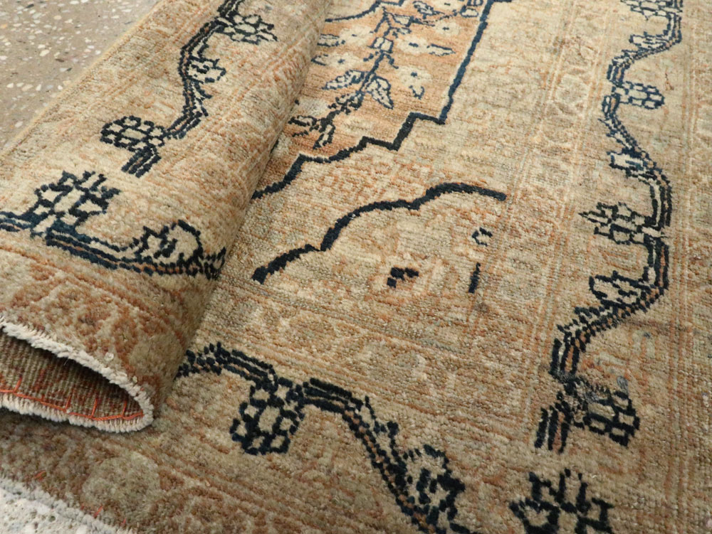 Antique Persian Tabriz Hagi Jalili Rug, No.23416 - Galerie Shabab