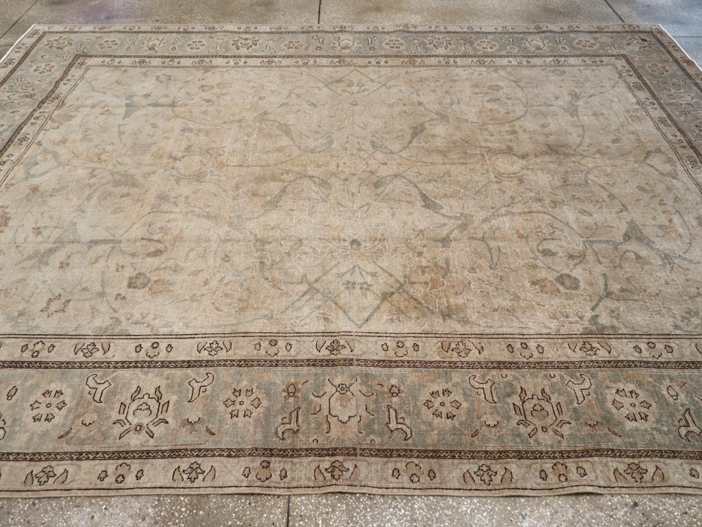 Antique Persian Tabriz Carpet, No.23422 - Galerie Shabab