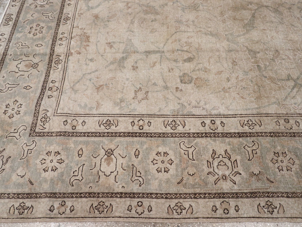 Antique Persian Tabriz Carpet, No.23422 - Galerie Shabab