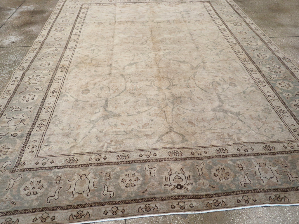 Antique Persian Tabriz Carpet, No.23422 - Galerie Shabab