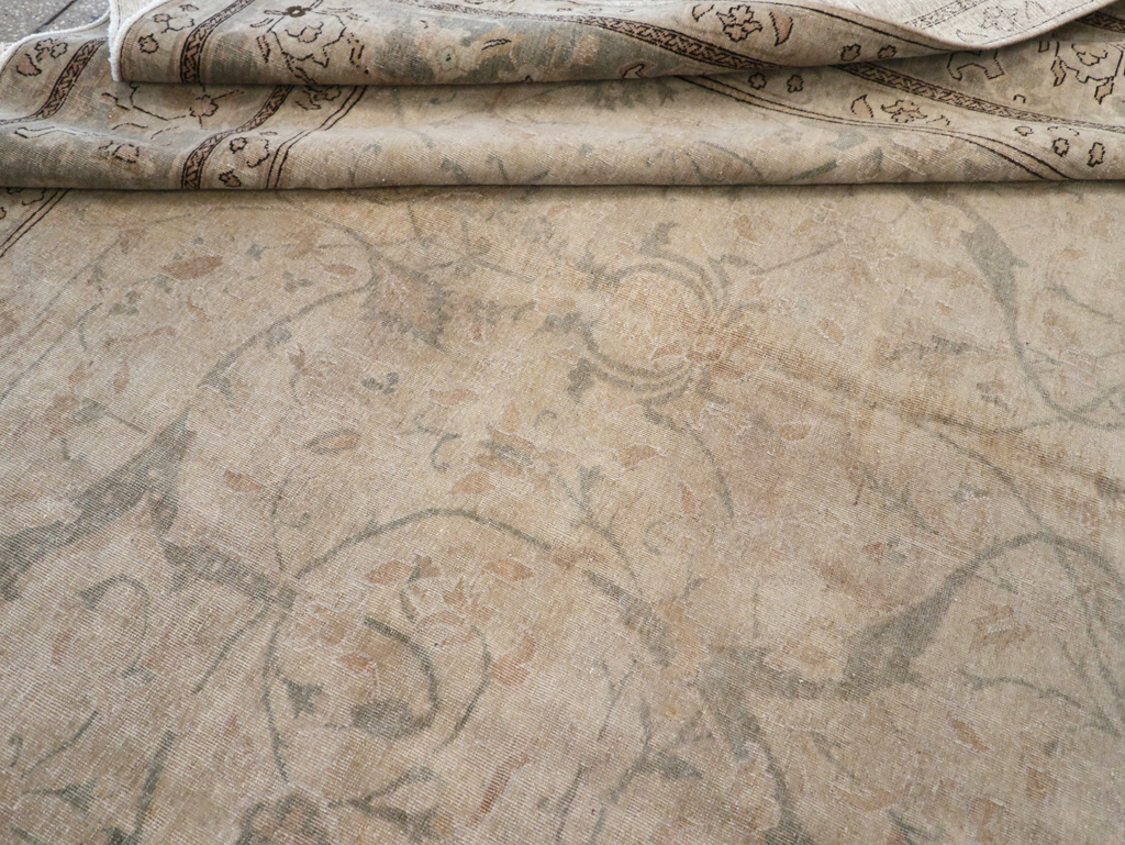 Antique Persian Tabriz Carpet, No.23422 - Galerie Shabab