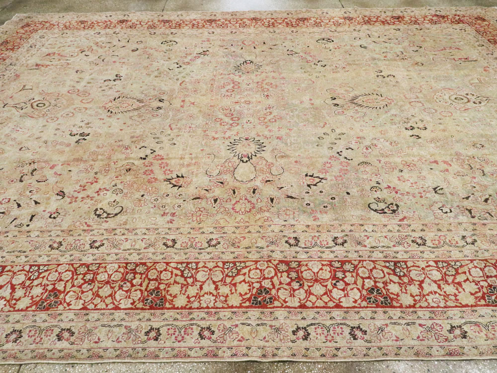 Antique Persian Mashad Carpet, No.23426 - Galerie Shabab