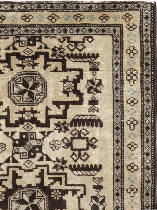 Vintage Persian Tabriz Rug (Pair: 1 of 2), No.23428 - Galerie Shabab