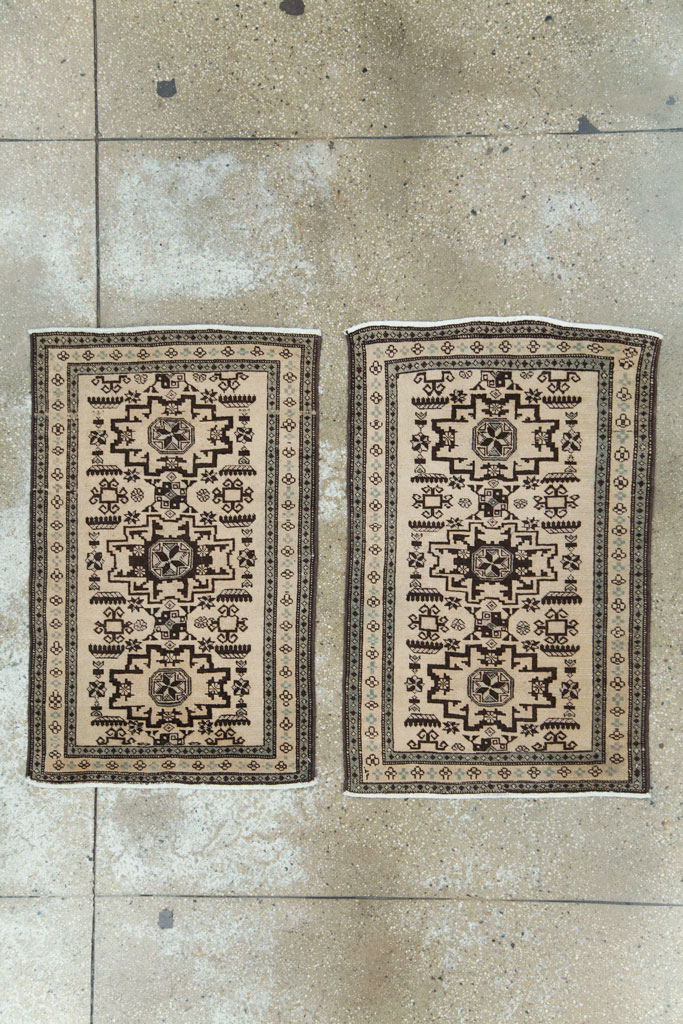Vintage Persian Tabriz Rug (Pair: 1 of 2), No.23428 - Galerie Shabab