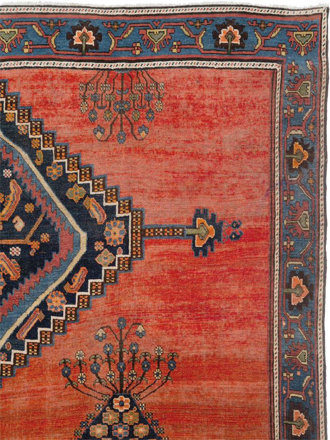 Antique Persian Bidjar Square Carpet, No.23433 - Galerie Shabab