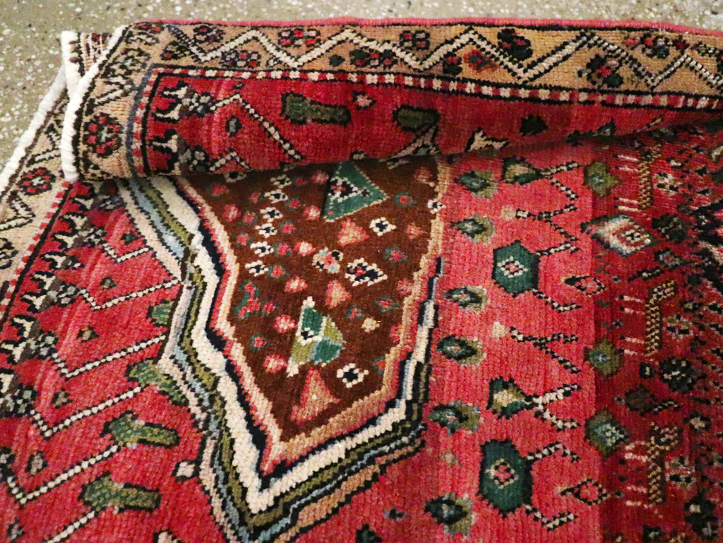 Vintage Persian Mahal Throw Rug, No.23445 - Galerie Shabab