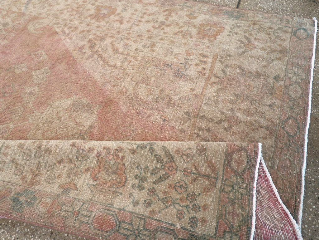 Vintage Persian Shiraz Gallery Rug, No.23450 - Galerie Shabab