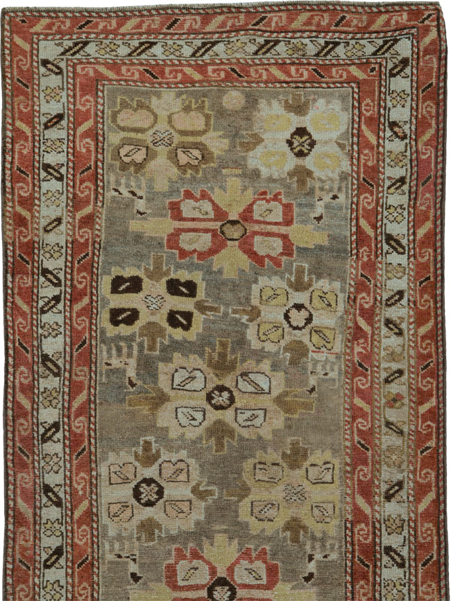 Antique Kurdish Runner, No.23451 - Galerie Shabab