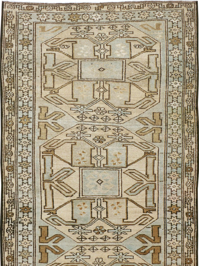 Vintage Persian Malayer Gallery Runner, No.23456 - Galerie Shabab