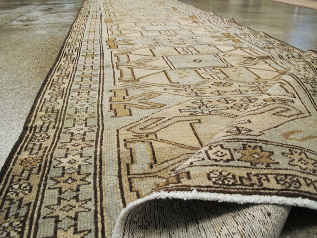 Vintage Persian Malayer Gallery Runner, No.23456 - Galerie Shabab