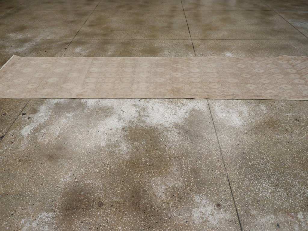 Vintage Persian Mashad Gallery Runner, No.23457 - Galerie Shabab