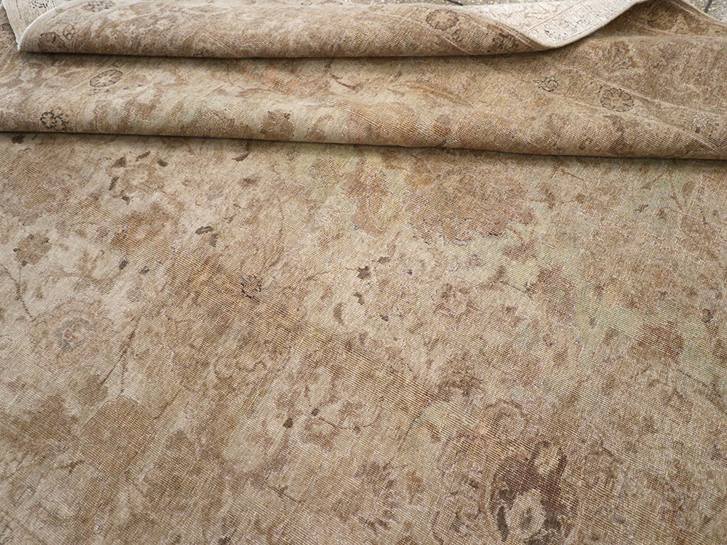 Antique Persian Tabriz Small Room Size Carpet, No.23458 - Galerie Shabab