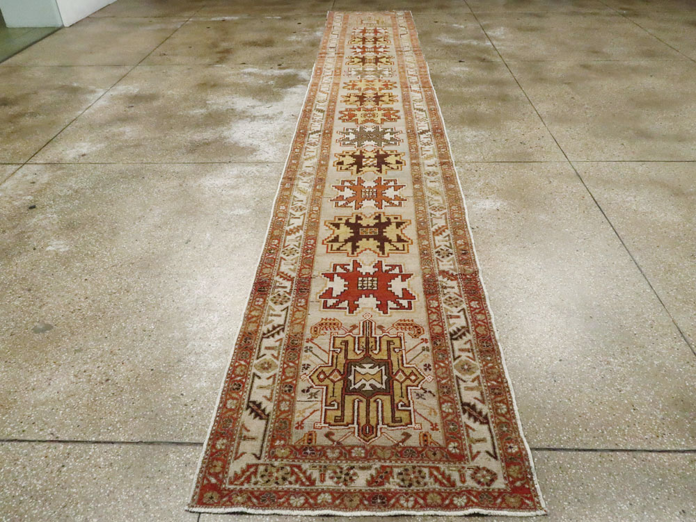Vintage Persian Heriz Gallery Runner, No.23459 - Galerie Shabab