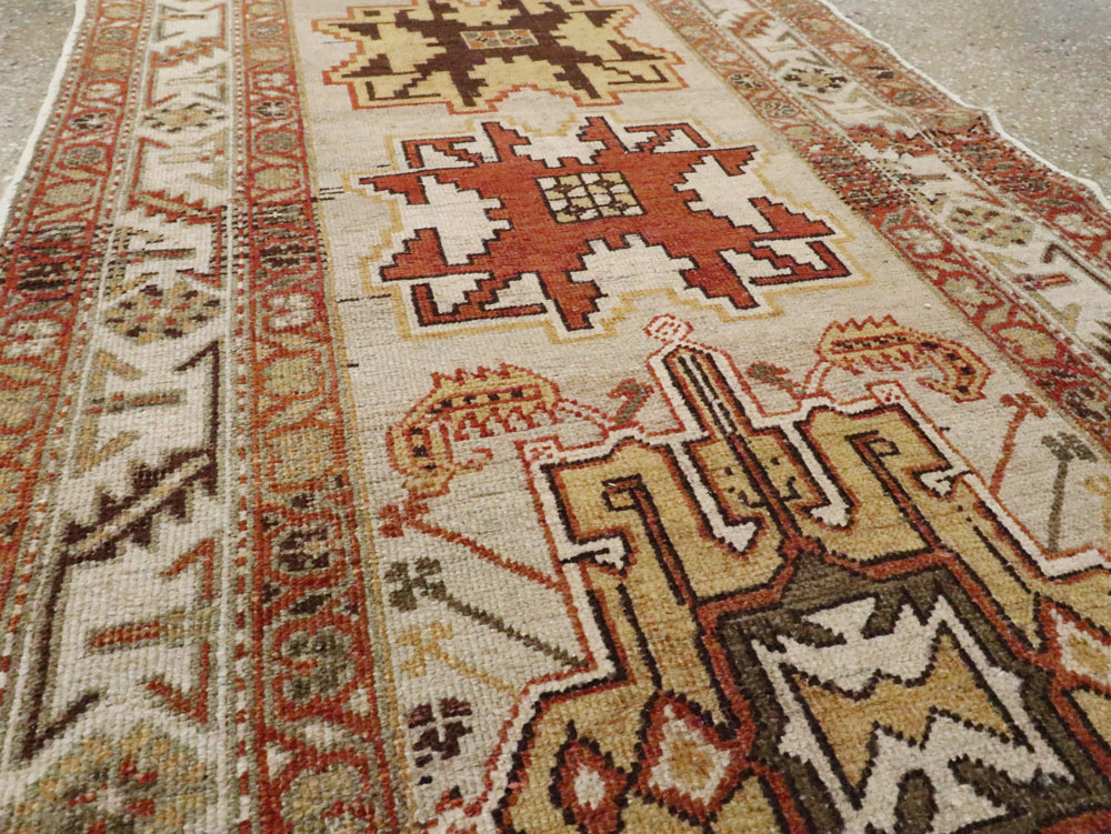 Vintage Persian Heriz Gallery Runner, No.23459 - Galerie Shabab
