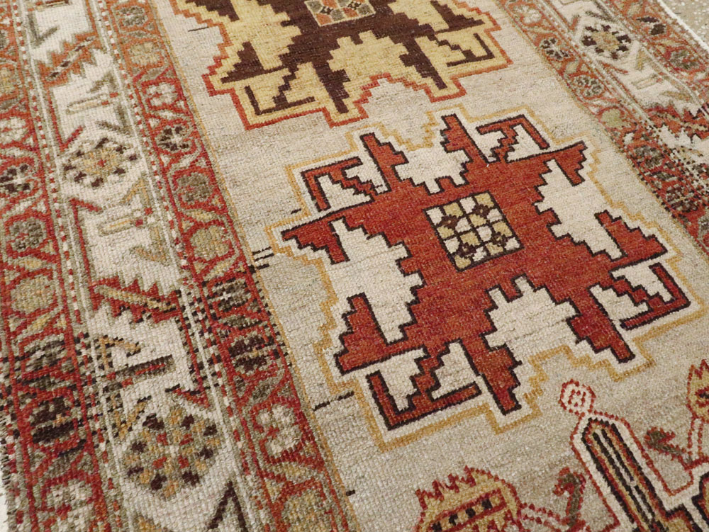 Vintage Persian Heriz Gallery Runner, No.23459 - Galerie Shabab