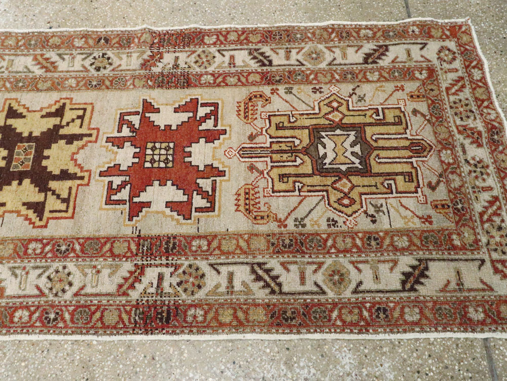 Vintage Persian Heriz Gallery Runner, No.23459 - Galerie Shabab