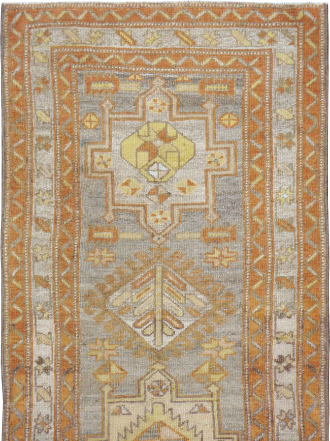 Vintage Persian Heriz Runner, No.23460 - Galerie Shabab