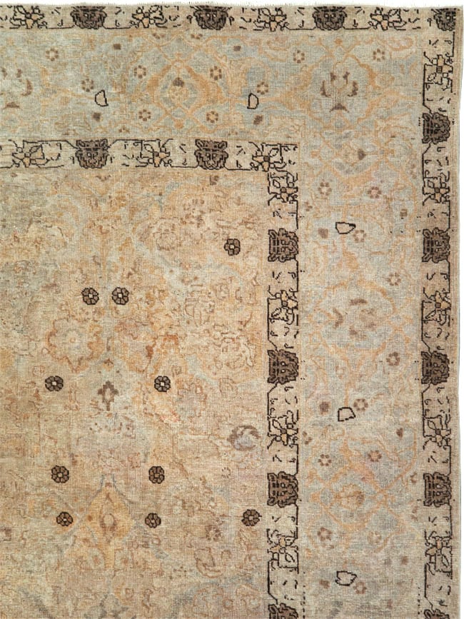 Antique Persian Tabriz Carpet, No.23467 - Galerie Shabab