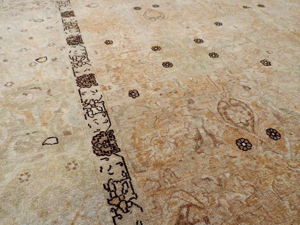 Antique Persian Tabriz Carpet, No.23467 - Galerie Shabab