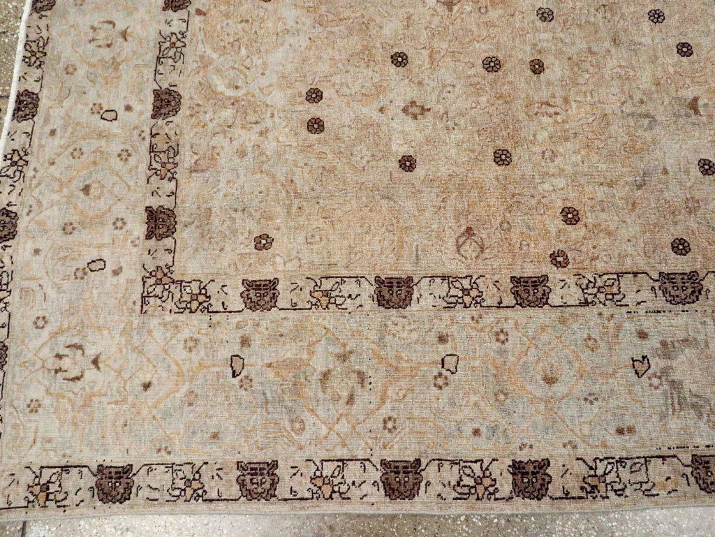 Antique Persian Tabriz Carpet, No.23467 - Galerie Shabab