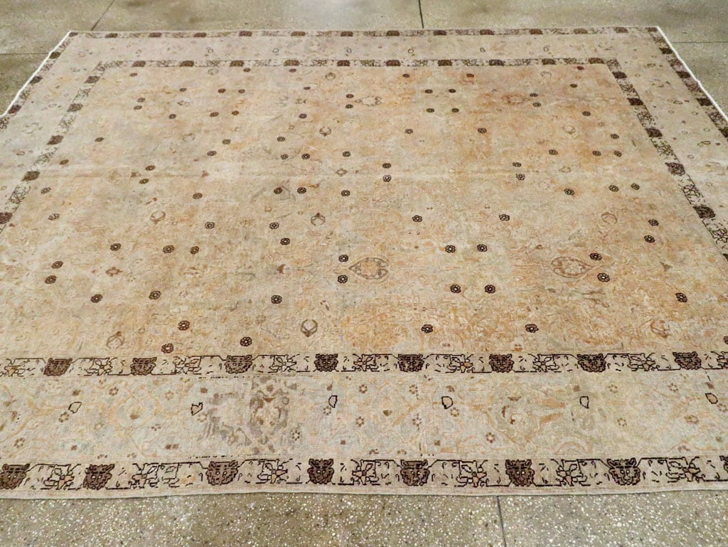 Antique Persian Tabriz Carpet, No.23467 - Galerie Shabab