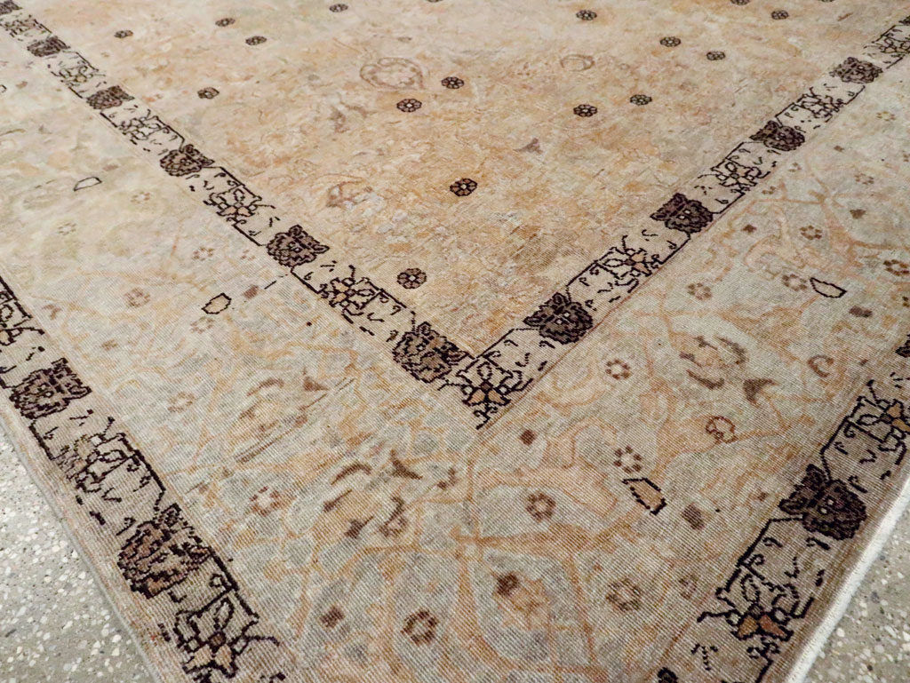 Antique Persian Tabriz Carpet, No.23467 - Galerie Shabab