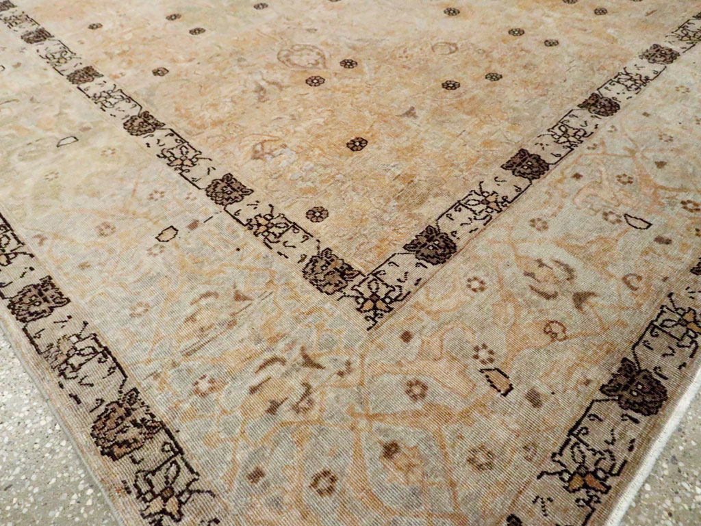 Antique Persian Tabriz Carpet, No.23467 - Galerie Shabab
