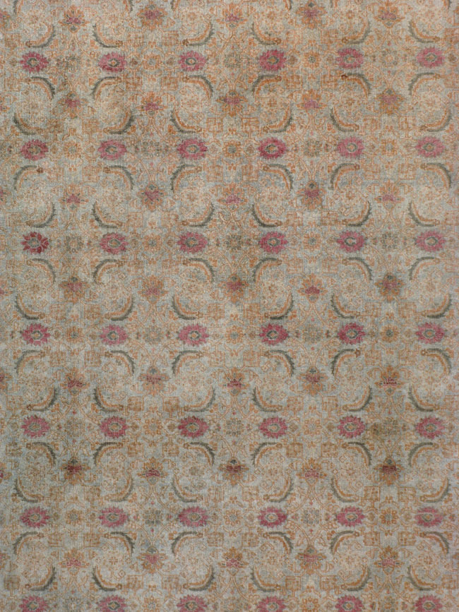 Antique Persian Tabriz Carpet, No.23470 - Galerie Shabab