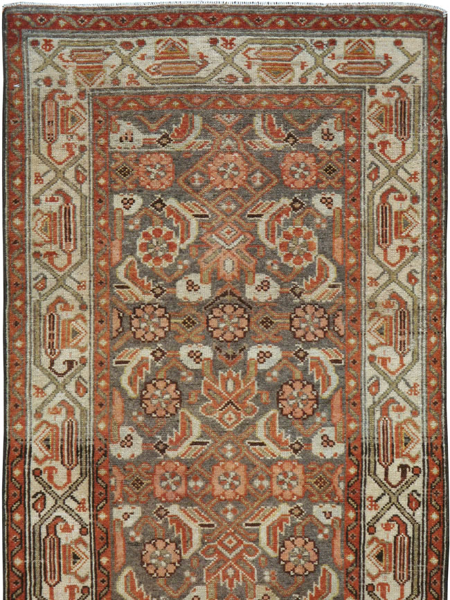 Vintage Persian Malayer Runner, No.23471 - Galerie Shabab