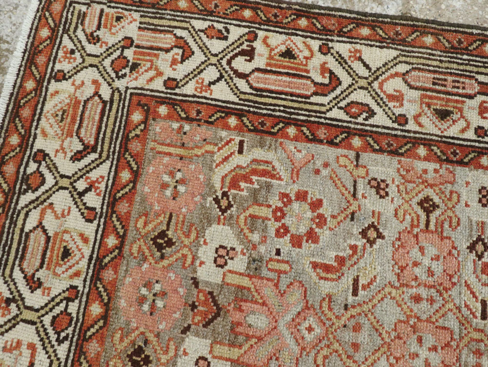 Vintage Persian Malayer Runner, No.23471 - Galerie Shabab