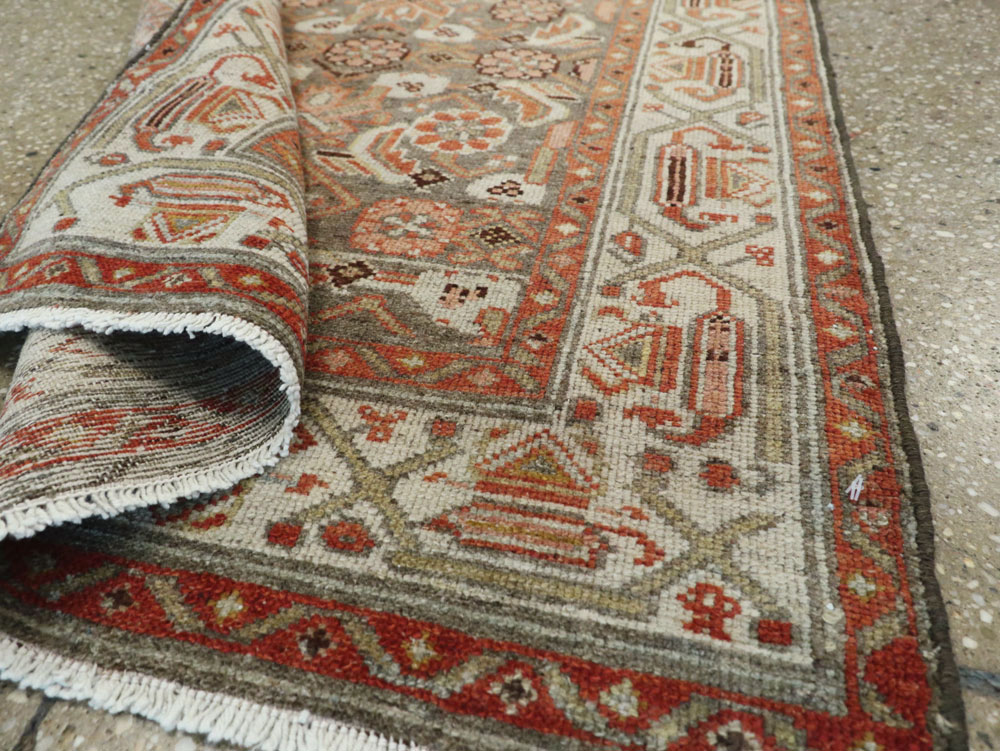 Vintage Persian Malayer Runner, No.23471 - Galerie Shabab