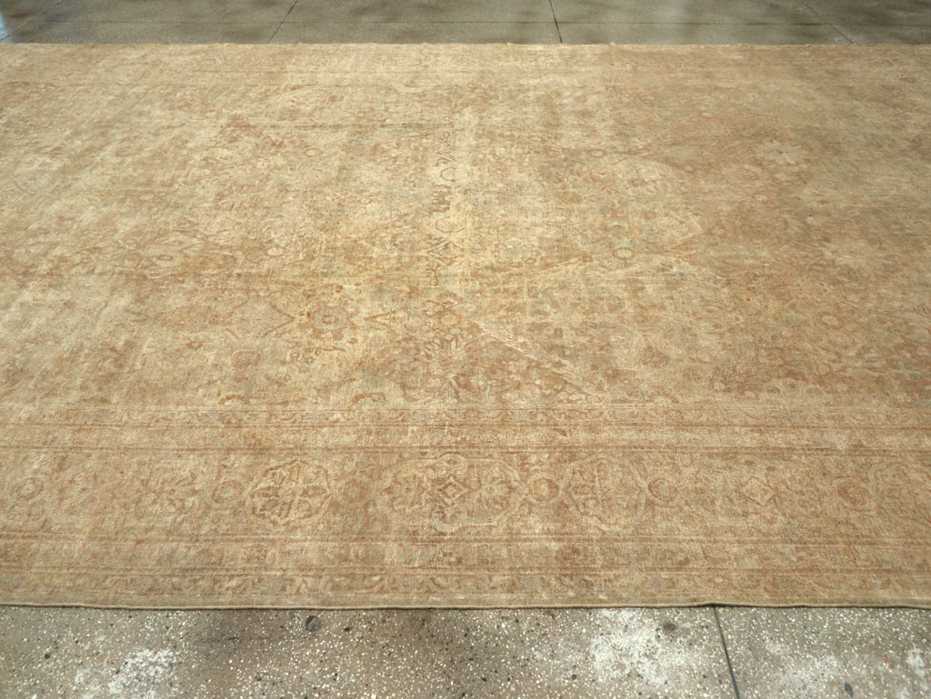 Antique Persian Lavar Kerman Carpet, No.23472 - Galerie Shabab