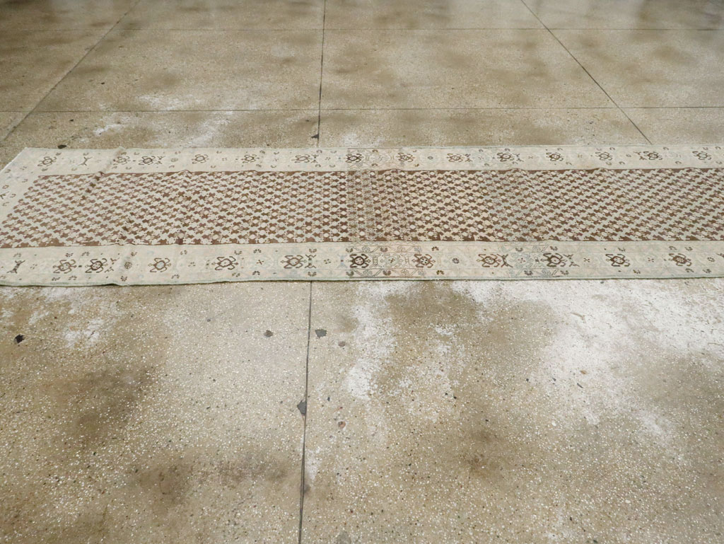 Vintage Persian Malayer Runner, No.23478 - Galerie Shabab