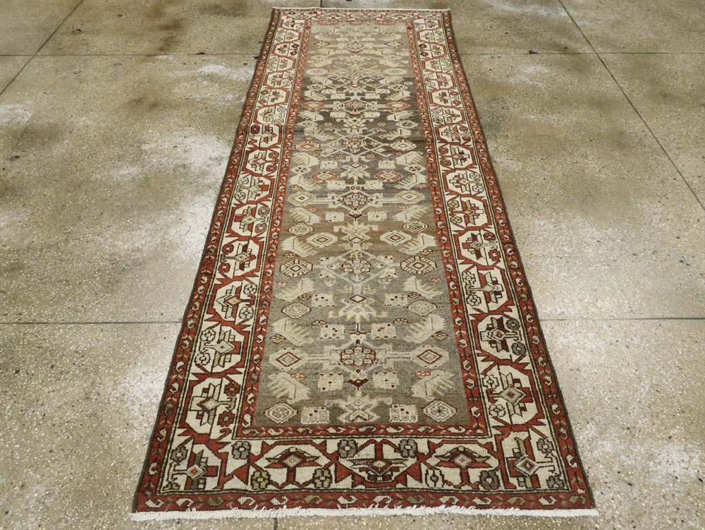 Vintage Persian Bakhtiari Rug, No.23488 - Galerie Shabab