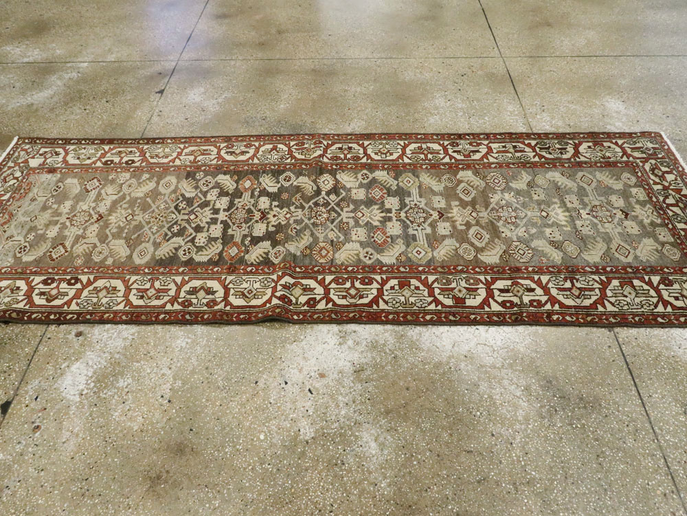 Vintage Persian Bakhtiari Rug, No.23488 - Galerie Shabab