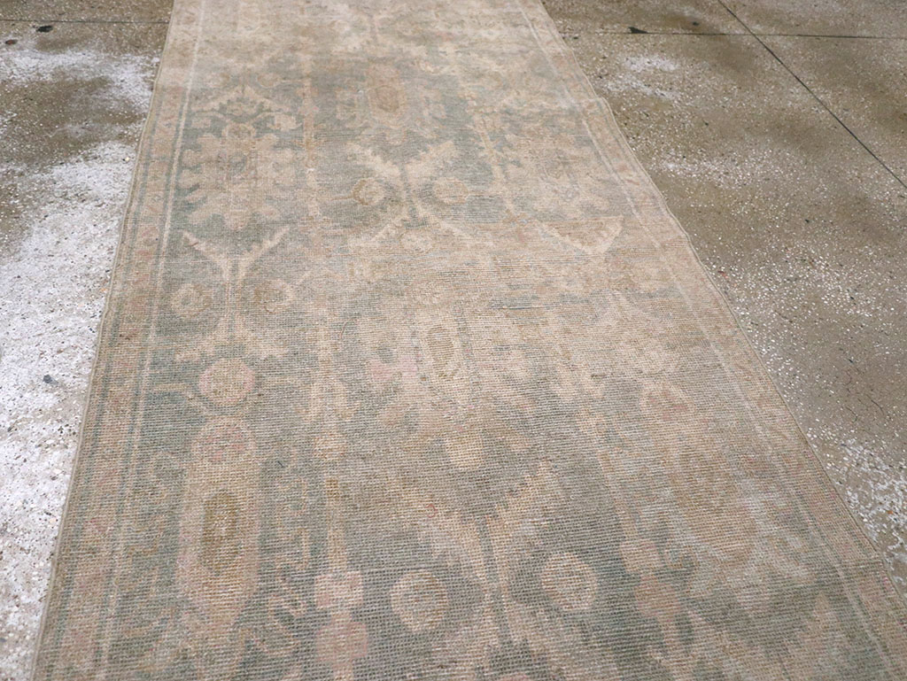 Vintage Persian Malayer Runner, No.23494 - Galerie Shabab