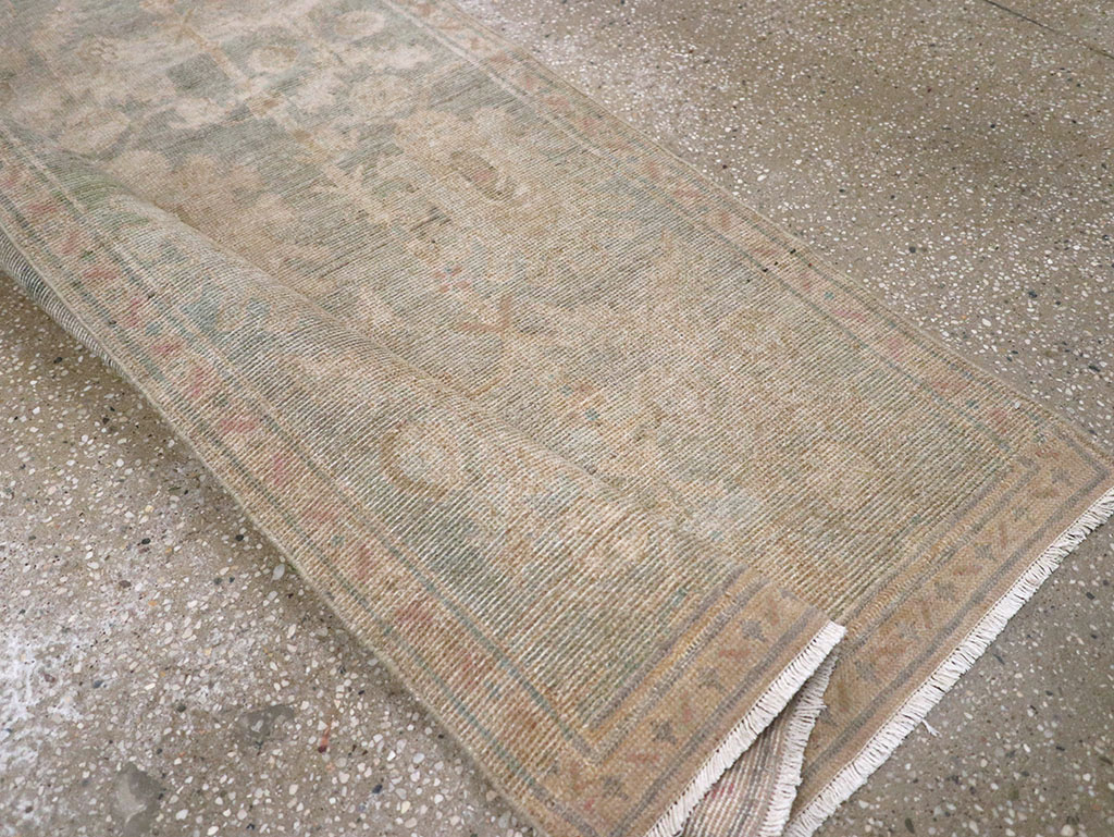 Vintage Persian Malayer Runner, No.23494 - Galerie Shabab