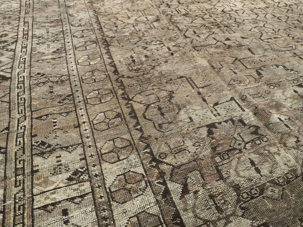 Antique Central Asian Beshir Carpet, No.23502 - Galerie Shabab