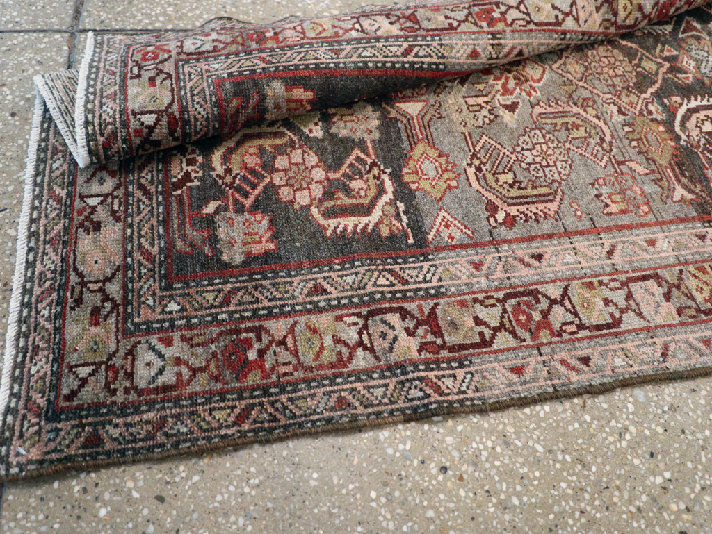 Vintage Persian Malayer Runner, No.23503 - Galerie Shabab