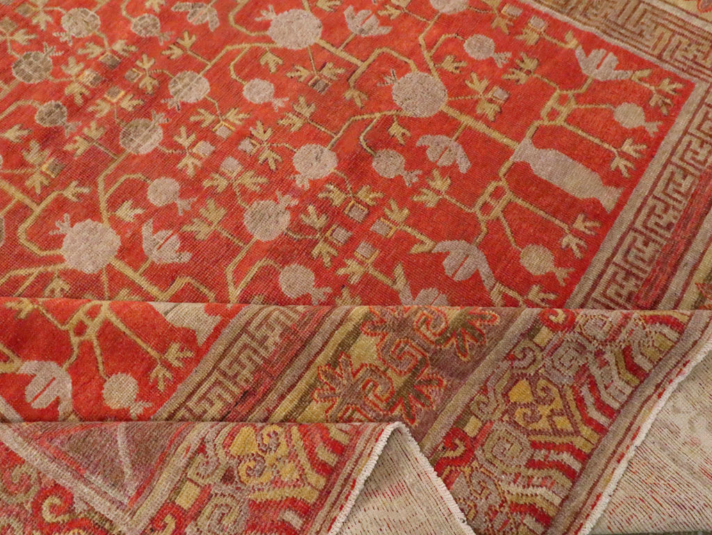 Vintage East Turkestan Khotan Room Size Carpet, No.23506 - Galerie Shabab