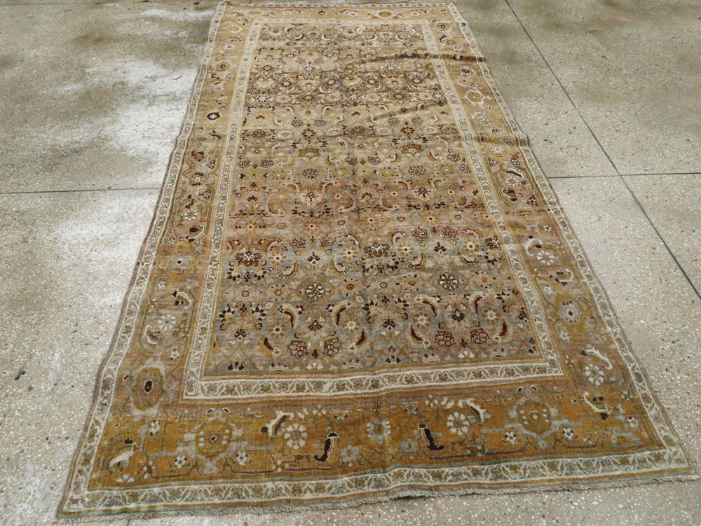 Antique Persian Bidjar Gallery Carpet, No.23509 - Galerie Shabab