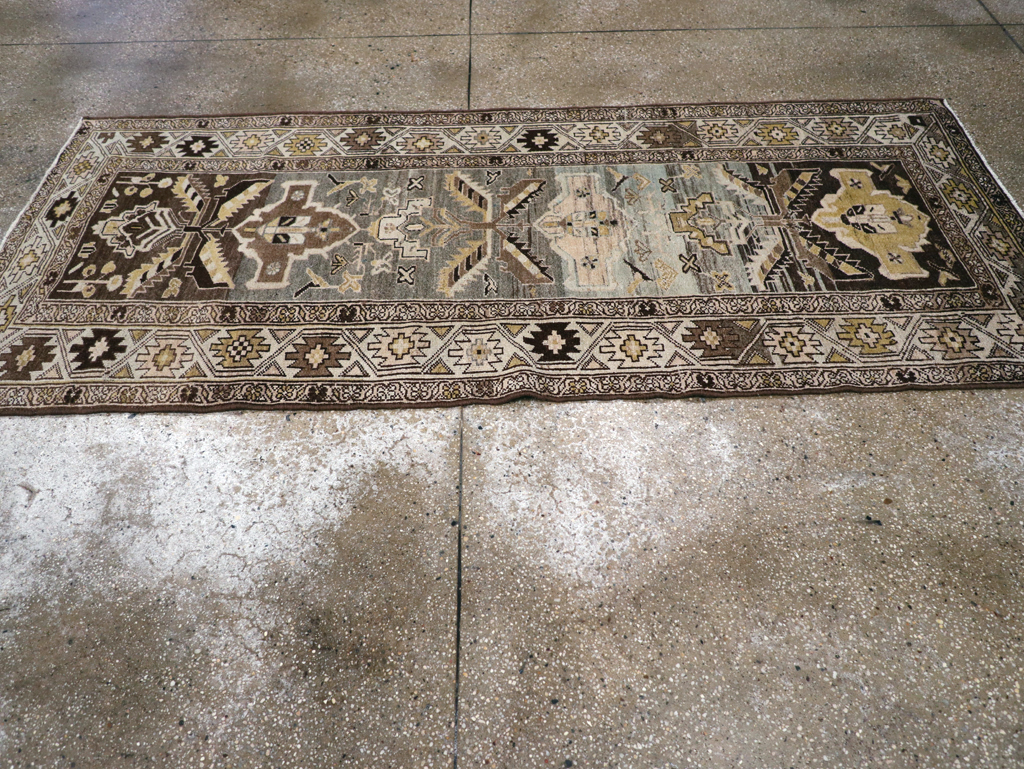 Vintage Persian Malayer Runner, No.23514 - Galerie Shabab