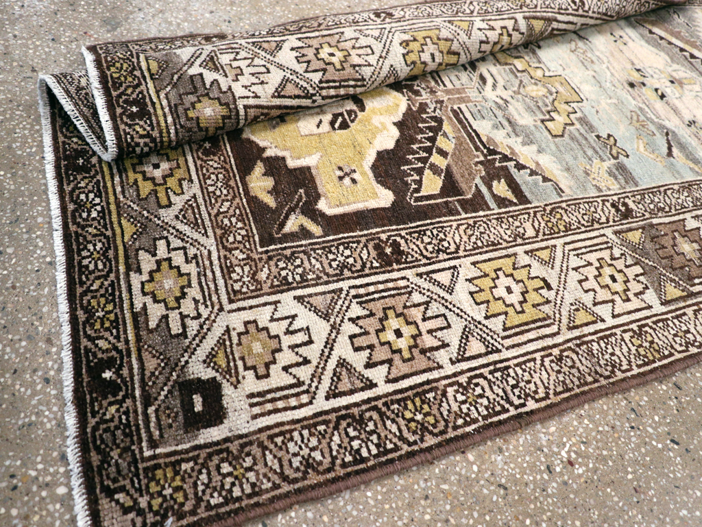 Vintage Persian Malayer Runner, No.23514 - Galerie Shabab